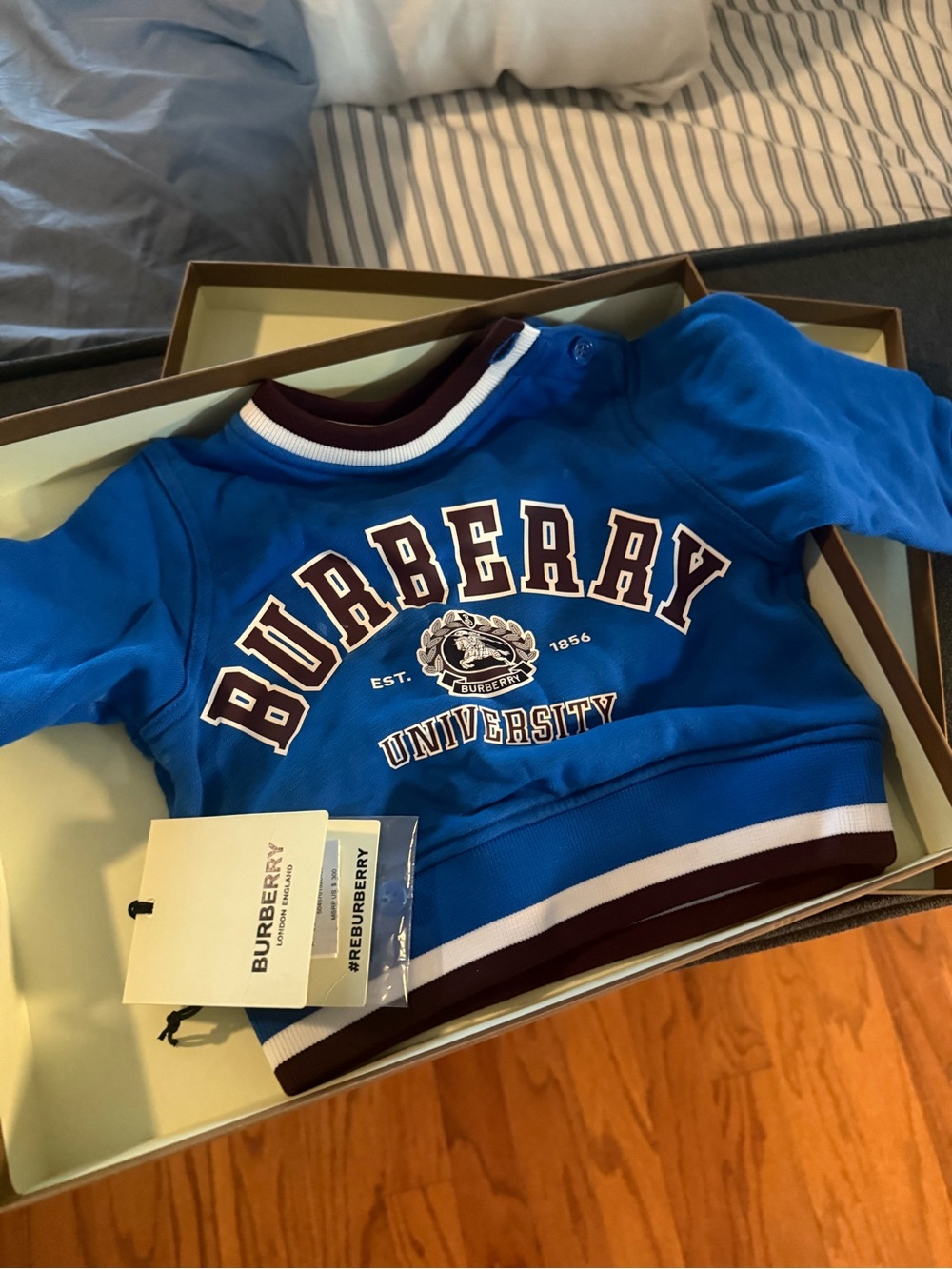 Burberry Kids Royal Blue 'Burberry University' Crew Sweatshirt (6M)